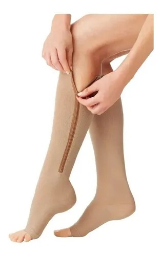 Miniatura 4 de Bastón Ortopédico y medias compresión